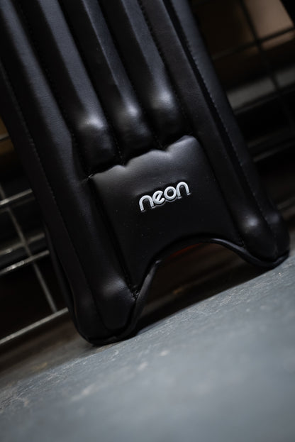 Junior Pro Batting Pads - Black Edition