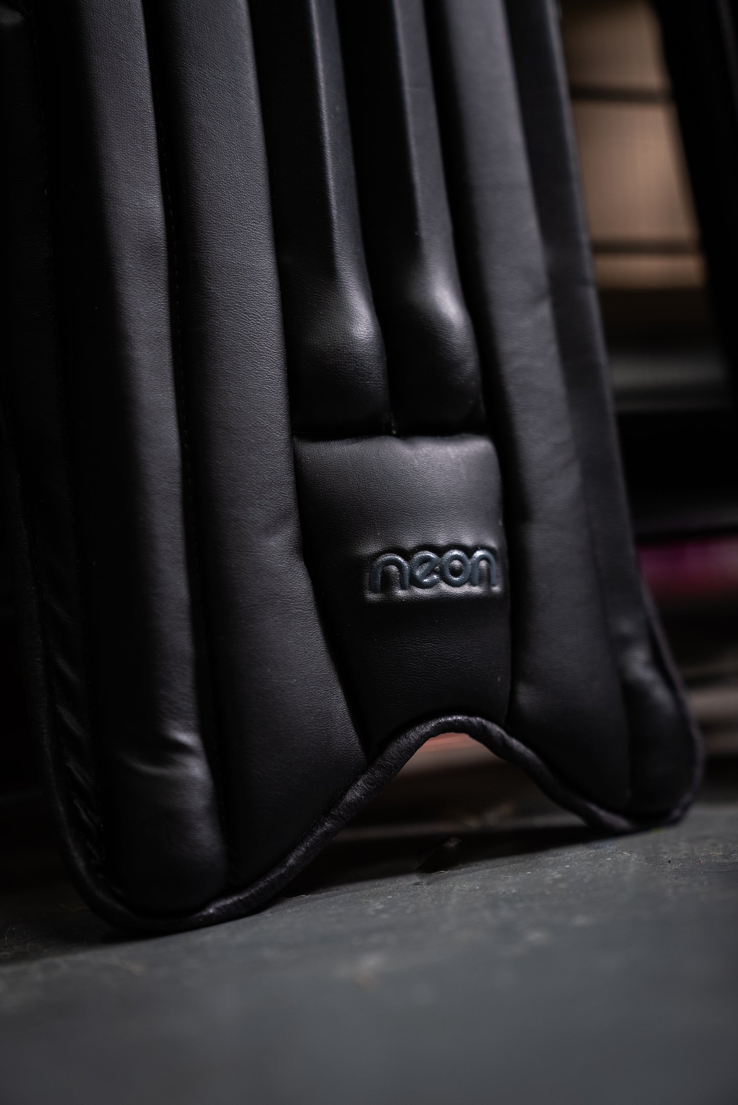 Pro Players Wicket Keeping Pads - Black Edition