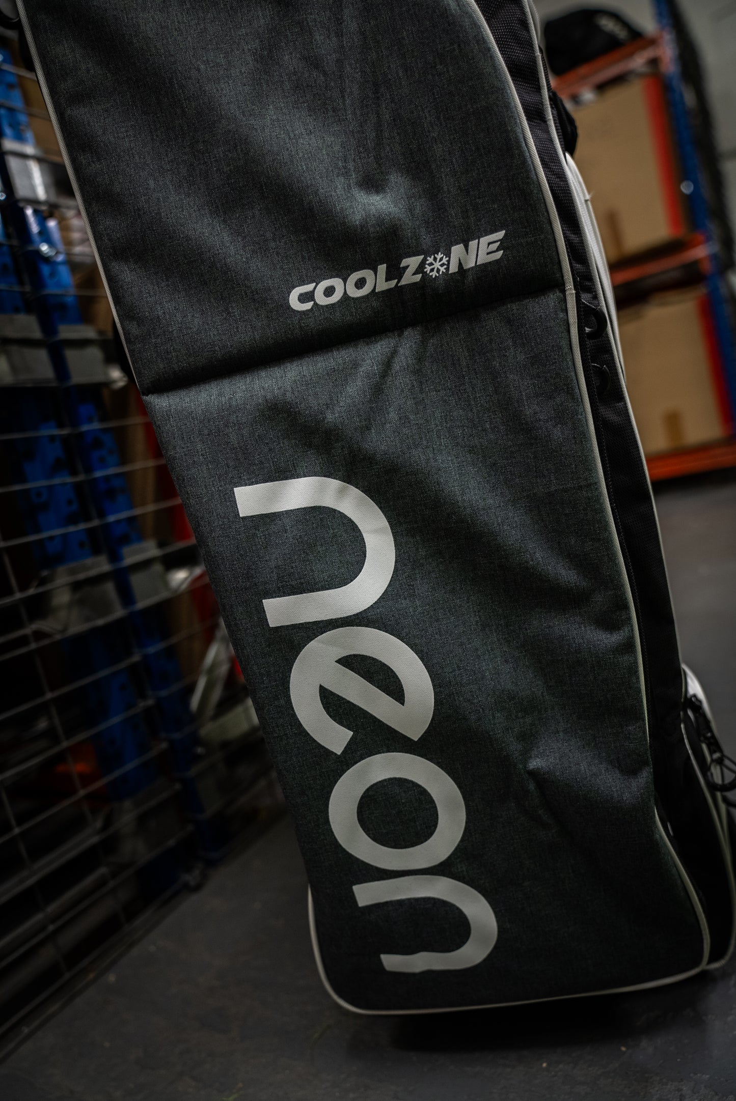 Pro Players Stand Up Wheelie Duffle Bag