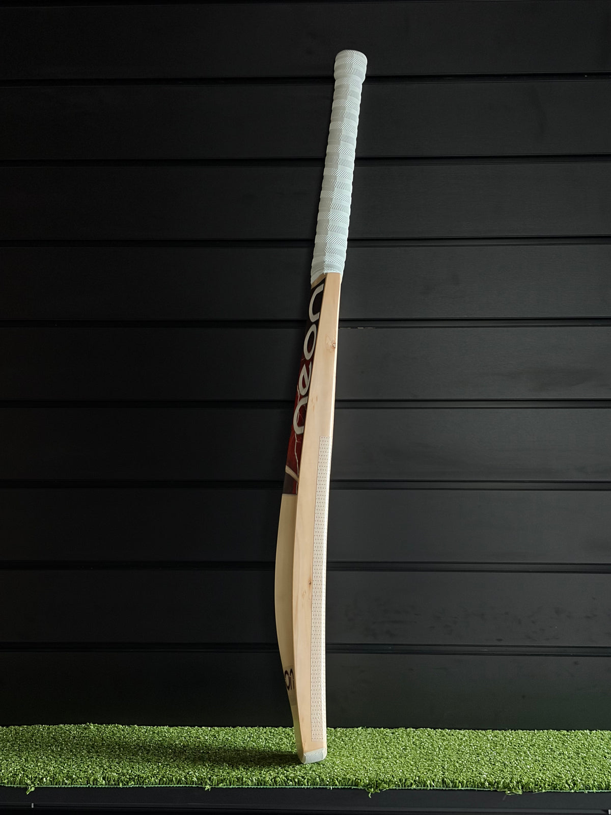 Size Harrow | Neon Shock | 2lb 7.8oz | Knocked-In