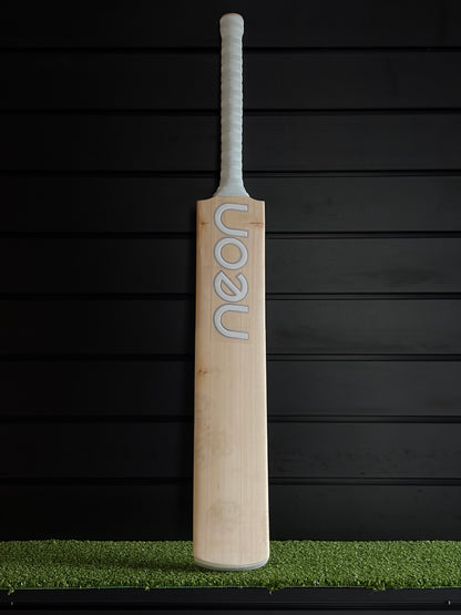 Performance SH | Neon White | 2lb 9.7oz | Knocked-In